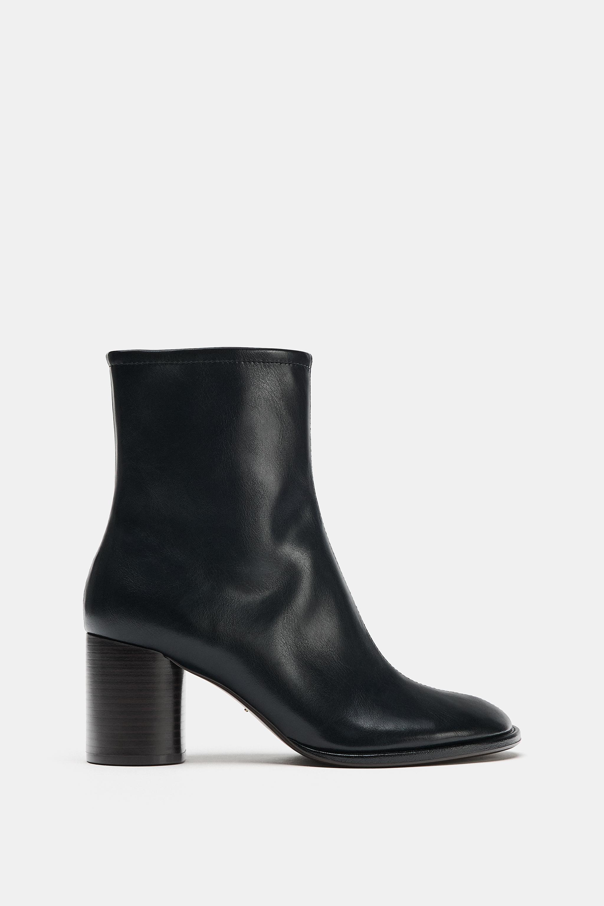 BOTTINES À TALONS